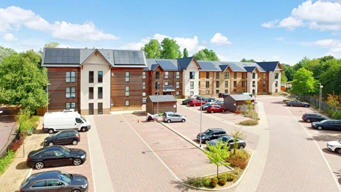 Studio To Rent In Waterside House, Peartree Bridge, Milton Keynes, MK6