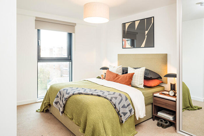 2 Bedroom Apartment To Rent In The Radiant, Kirkstall Road, Leeds, West Yorkshire, LS3