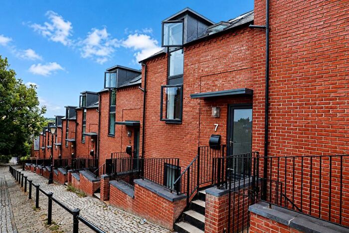 3 Bedroom Terraced House For Sale In Motherby Hill, Lincoln, LN1