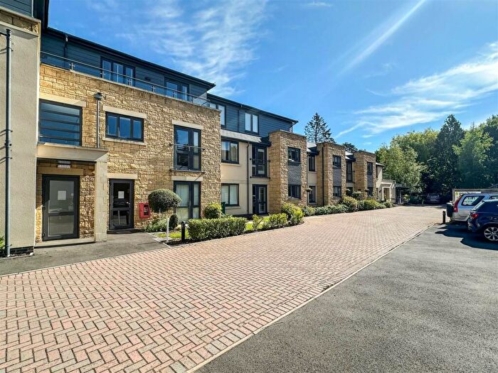 1 Bedroom Retirement Property For Sale In William Lodge, Gloucester Road, Malmesbury, SN16