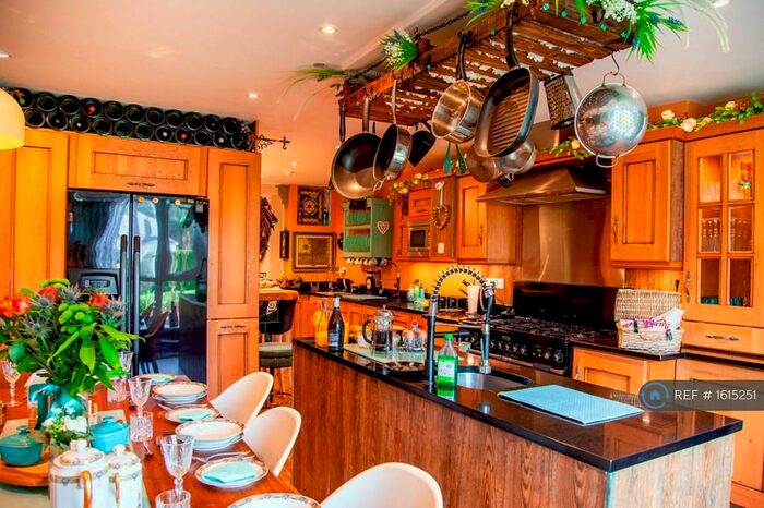 1 Bedroom Flat To Rent In Bodorgan Road, Bournemouth, BH2