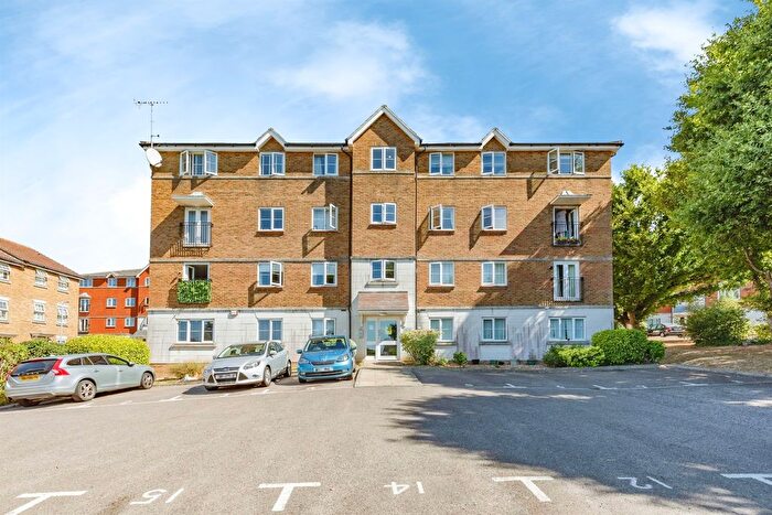 2 Bedroom Flat For Sale In Snowdrop Rise, St. Leonards-On-Sea, TN38