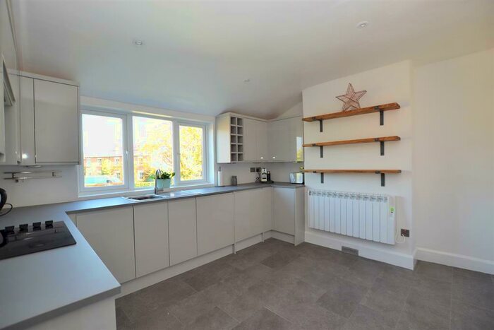 3 Bedroom Apartment To Rent In Leckhampton Road, Leckhampton, Cheltenham, GL53