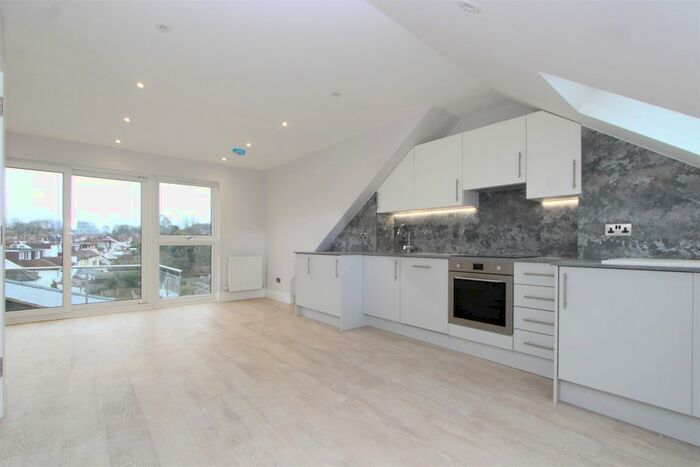 2 Bedroom Flat To Rent In Alexandra Park Road, London, N10