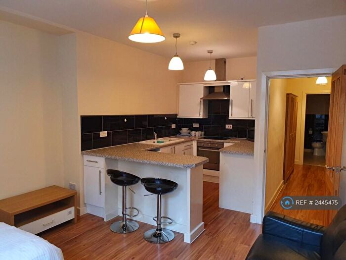 Studio To Rent In Cobourg Street, Manchester, M1