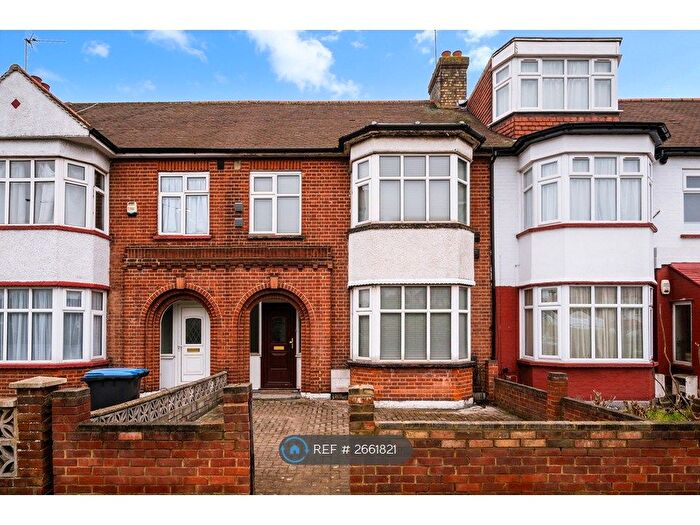 4 Bedroom Terraced House To Rent In Winsford Terrace, London, N18