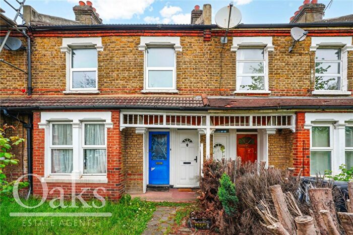 3 Bedroom Maisonette To Rent In Morland Road, Addiscombe, CR0