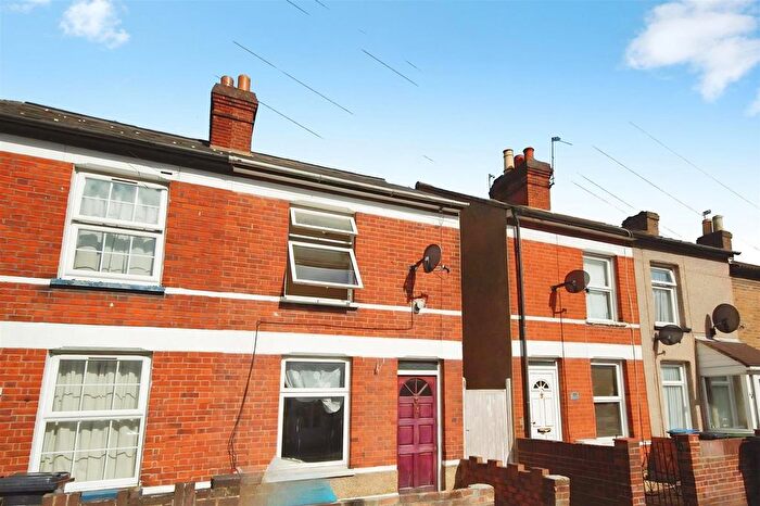 2 Bedroom Terraced House To Rent In Fearnley Street, Watford, WD18