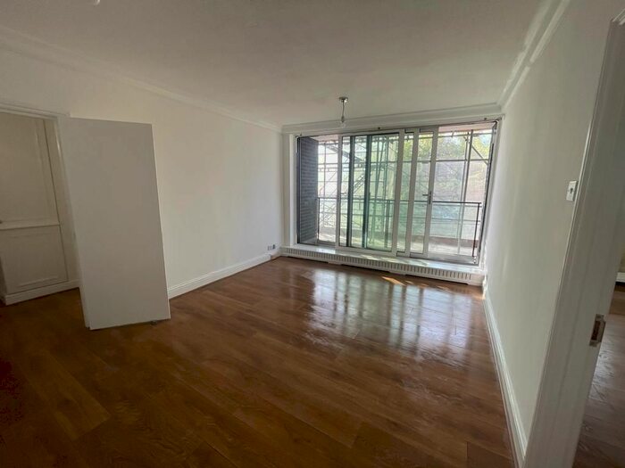 1 Bedroom Flat To Rent In St. Johns Wood Road, London, NW8