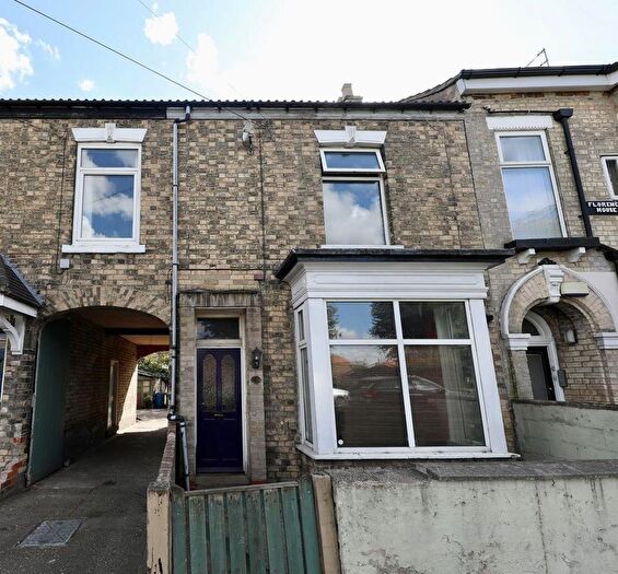 4 Bedroom End Of Terrace House For Sale In Hull Road, Hessle, HU13