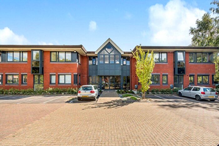 1 Bedroom Flat For Sale In Weyside Park, Catteshall Lane, Godalming, Surrey, GU7