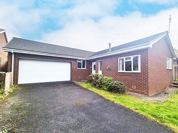 3 Bedroom Bungalow For Sale In St. Margarets Drive, Wellington, Telford, Shropshire, TF1