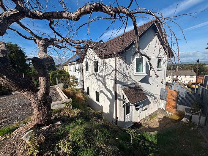 2 Bedroom Detached House For Sale In Buckland Road, Newton Abbot, TQ12