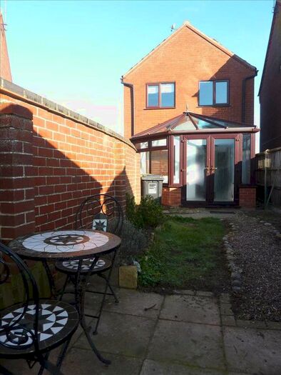 2 Bedroom Property To Rent In Waxham Road, Sea Palling, Norwich, NR12