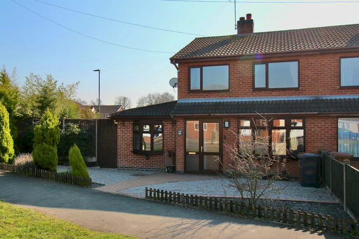 3 Bedroom Semi-Detached House To Rent In Roston Drive, Hinckley, LE10