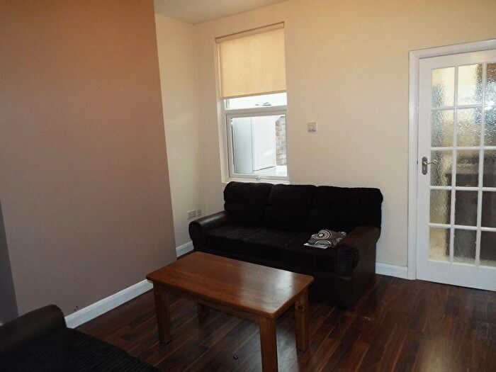 3 Bedroom Terraced House To Rent In Winnie Road, Selly Oak, Birmingham, B29