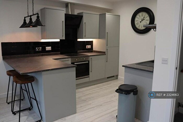 1 Bedroom Flat To Rent In Overstone Road, Northampton, NN1