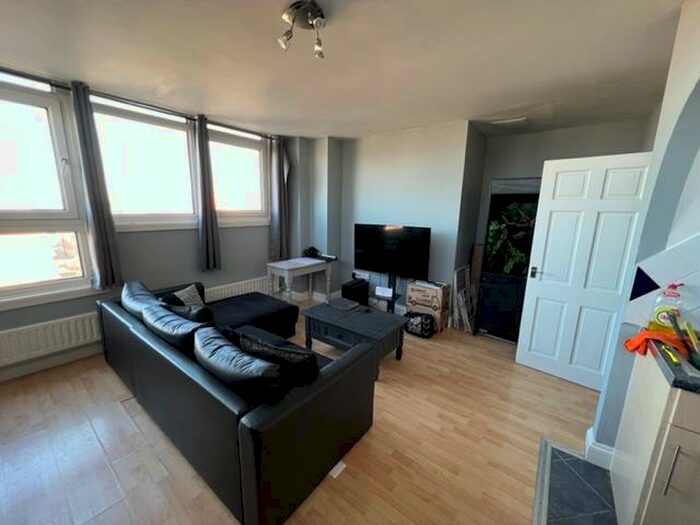 1 Bedroom Flat To Rent In Parkview Mansions, New Road, Southampton, SO14