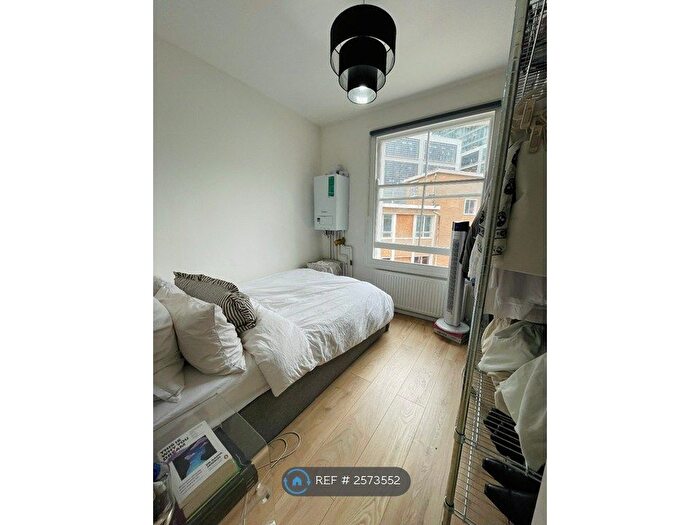 1 Bedroom Flat To Rent In Scrutton Street, London, EC2A