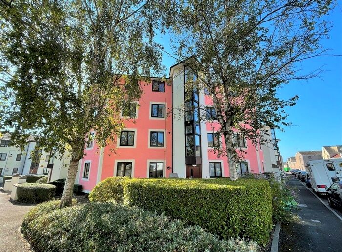 2 Bedroom Flat To Rent In Brunswick Court, Swansea, SA1