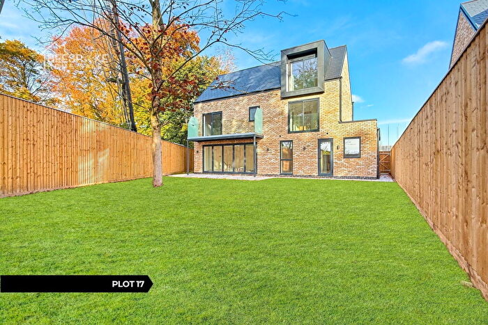 5 Bedroom Detached House For Sale In Park View, Berry Hill Hall, NG18