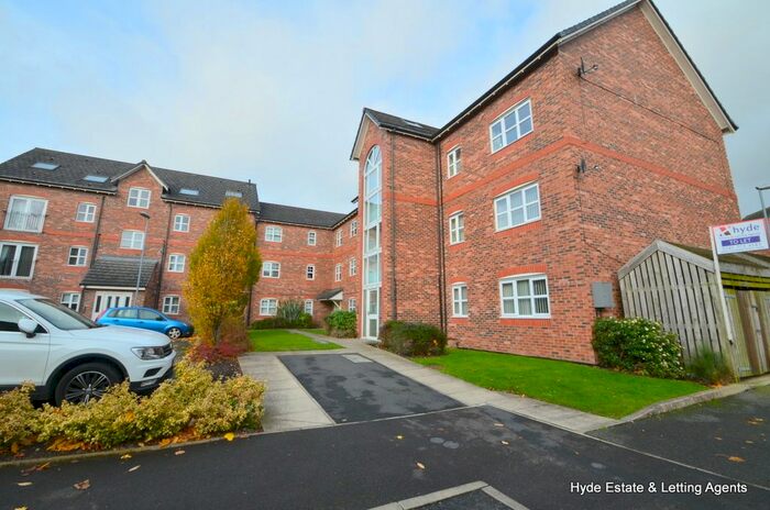 2 Bedroom Flat To Rent In Barton Street, Farnworth, Bolton BL4