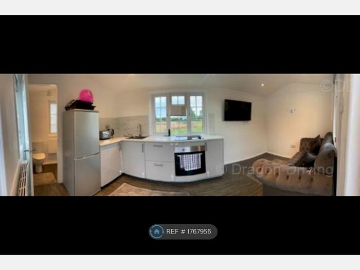 Studio To Rent In Stovolds Hill, Cranleigh, GU6