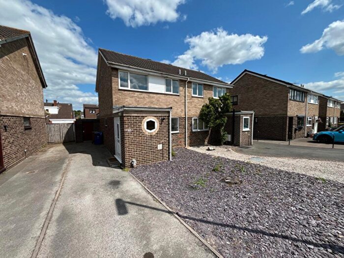 3 Bedroom Semi-Detached House To Rent In Merlin Crescent, Burton-On-Trent, DE14