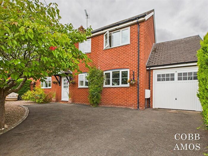 4 Bedroom Detached House For Sale In Moor Meadow, Shobdon, HR6