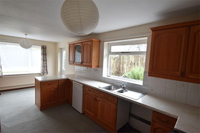 3 Bedroom Detached Bungalow To Rent In Headcorn Road, Grafty Green, ME17