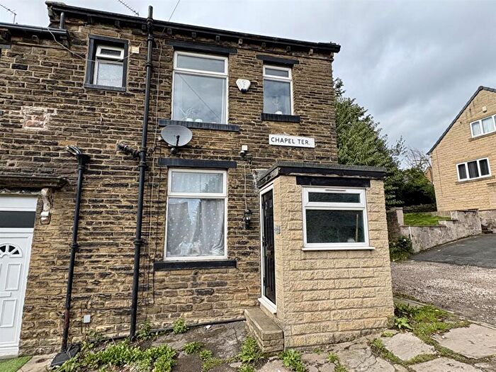 2 Bedroom End Of Terrace House For Sale In Chapel Terrace, Thornton, Bradford, BD13