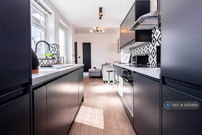 4 Bedroom Terraced House To Rent In Clifton Street, Beeston, Nottingham, NG9