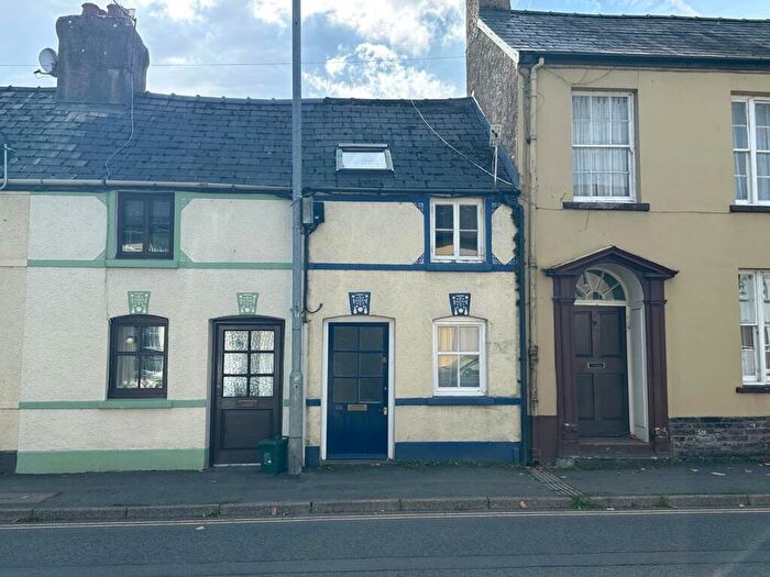 1 Bedroom Terraced House For Sale In Watton, Brecon, LD3