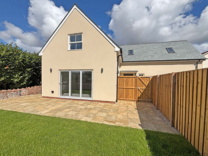 4 Bedroom Detached House For Sale In Millmoor, Culmstock, EX15