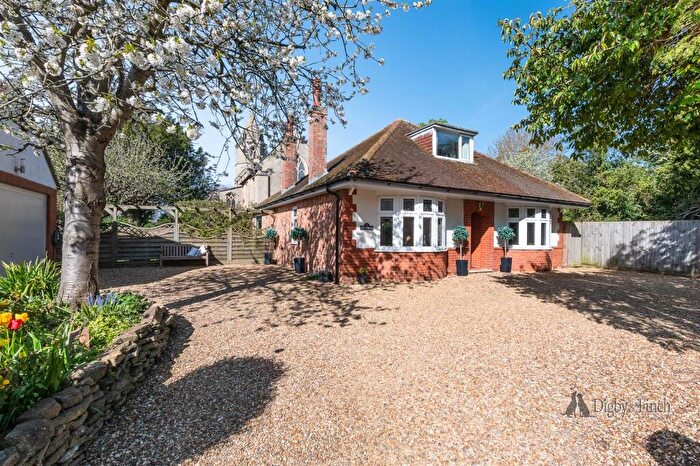 4 Bedroom House For Sale In Maxey Road, Helpston, Peterborough, PE6