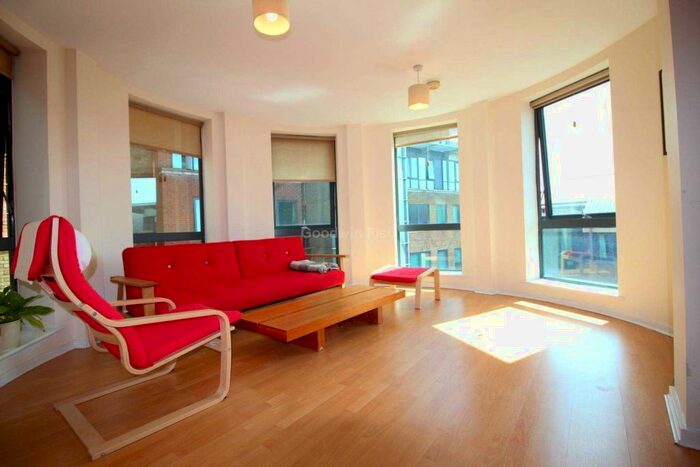 2 Bedroom Apartment To Rent In City South, City Road East, Southern Gateway, M15