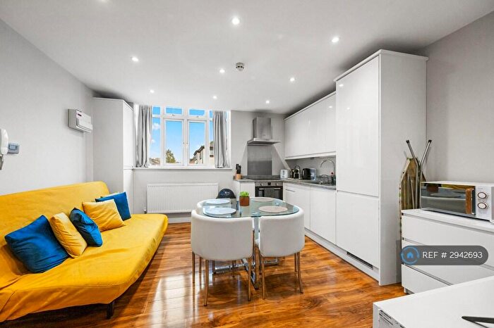 1 Bedroom Flat To Rent In High Road Leytonstone, London, E11