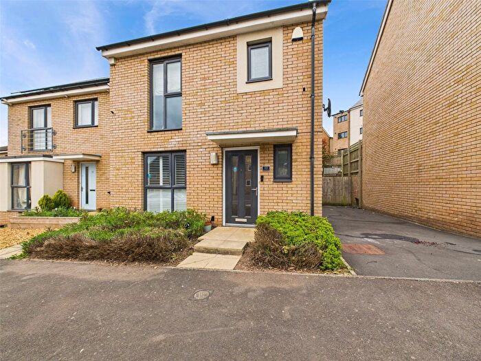 3 Bedroom Detached House To Rent In Acorn Drive, Bristol, BS16