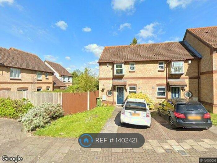 2 Bedroom Semi-Detached House To Rent In Heathlee Road, Crayford, DA1