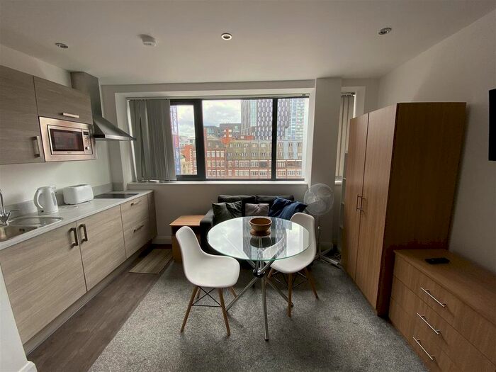 1 Bedroom Flat To Rent In Bracken House, - Charles Street, Manchester, M1