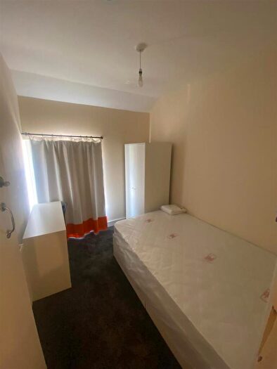 1 Bedroom Private Hall To Rent In Brook Street, Treforest, Pontypridd, CF37