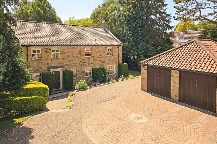 4 Bedroom Detached House For Sale In Dorney Garden Old Scriven Knaresborough, HG5
