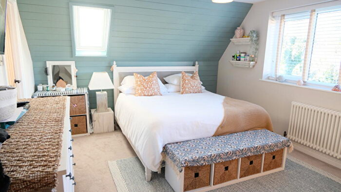 4 Bedroom Detached House For Sale In Chapel Lane, St Margaret's At Cliffe, CT15