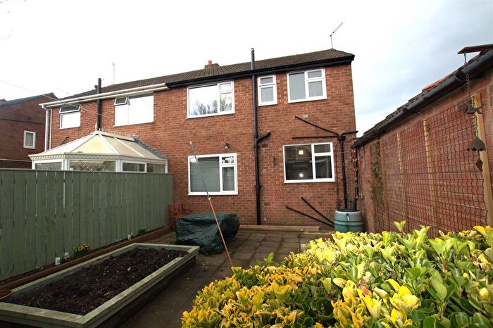 3 Bedroom Semi Detached House For Sale In Melrose Avenue, Darlington, DL3