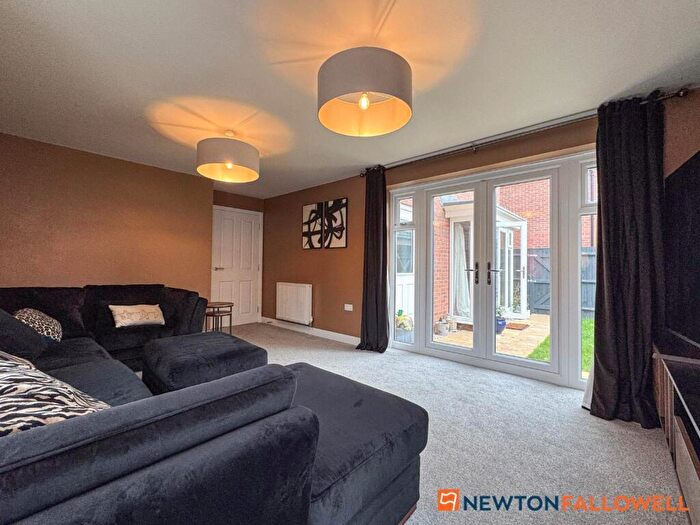 4 Bedroom Detached House For Sale In Victor Way, Fernwood, NG24