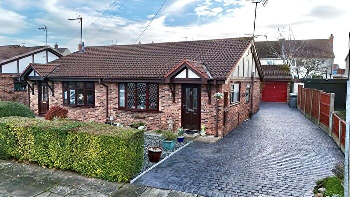 2 Bedroom Bungalow For Sale In Rowan Tree Close, Wirral, Merseyside, CH49