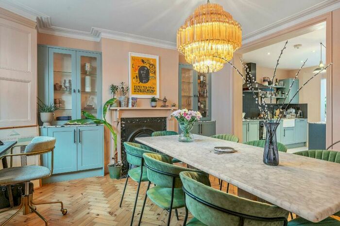 3 Bedroom Terraced House To Rent In Poole Road, London, E9