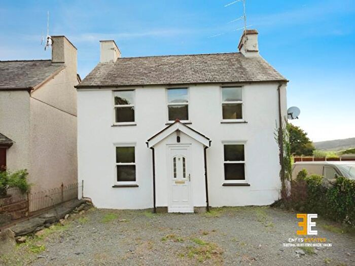 3 Bedroom Link Detached House For Sale In Conway Road, Tal-y-Bont, Conwy, LL32