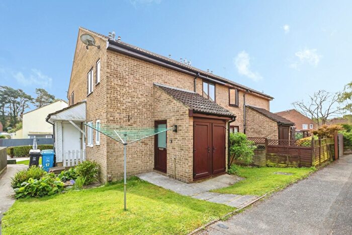 1 Bedroom Flat For Sale In Marquis Way, Bournemouth, Dorset, BH11