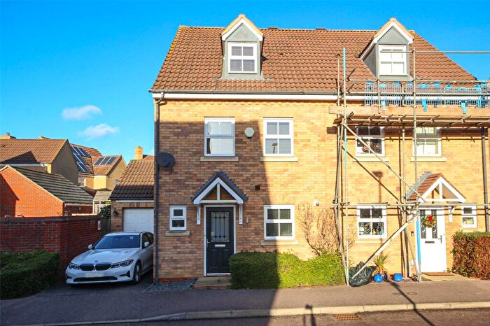 3 Bedroom Semi-Detached House For Sale In Langlands Road, Bedford, Bedfordshire, MK41